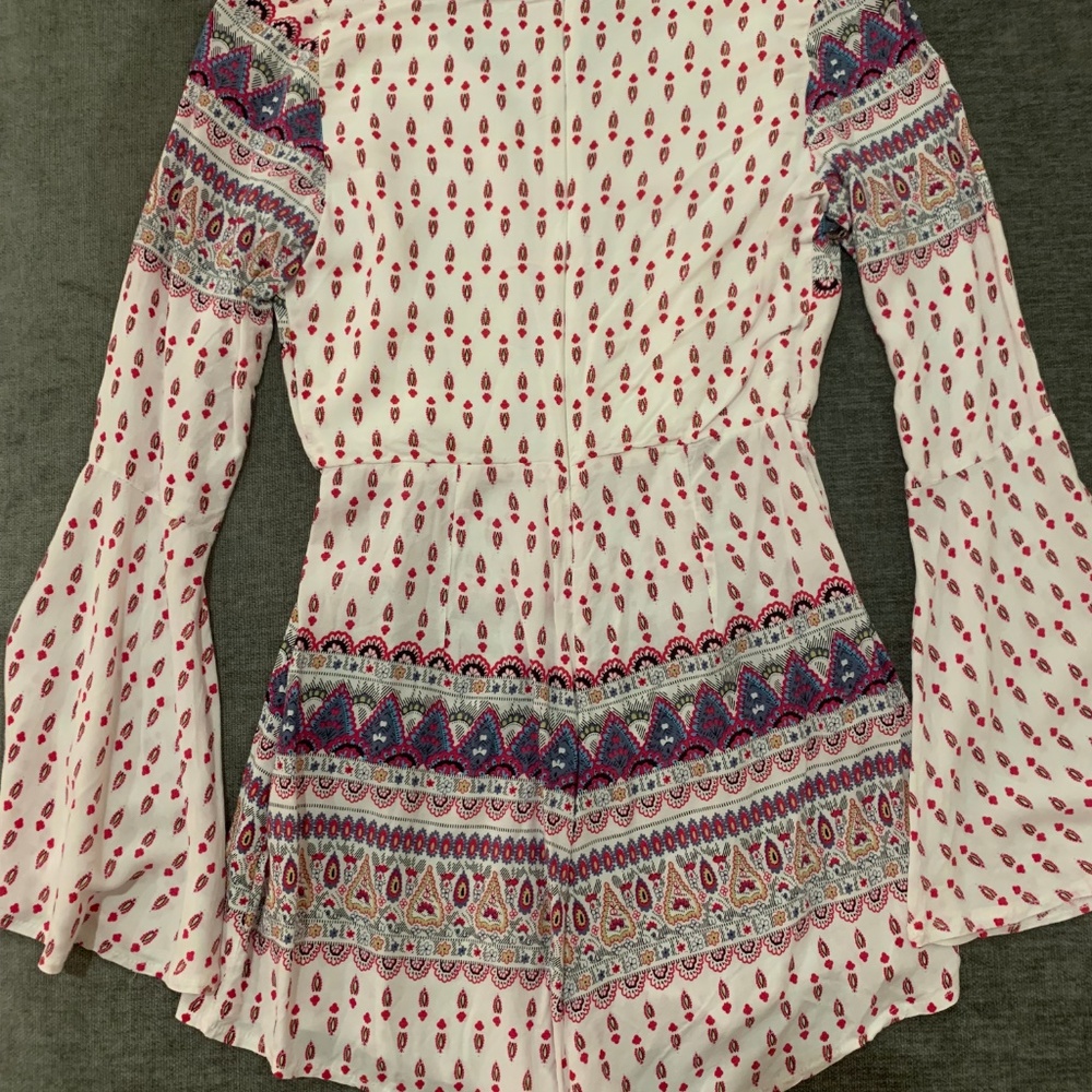 LF Patterned Romper - Picture 3 of 4
